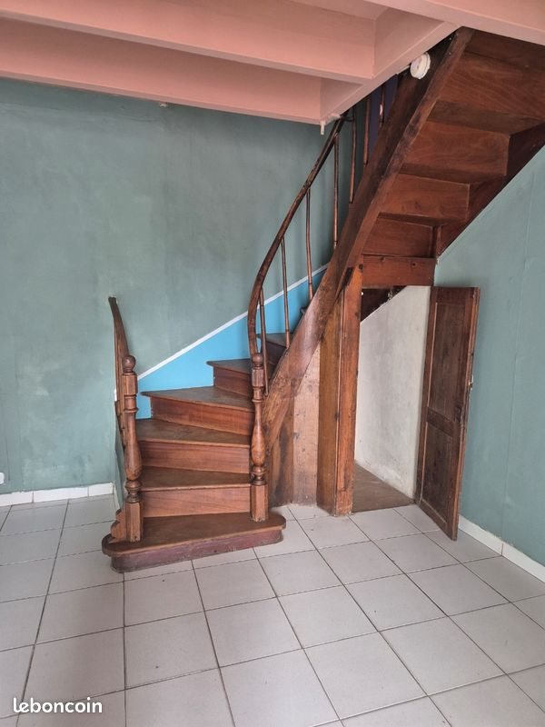 Maison à louer, NaNm², Cerisy-la-Salle