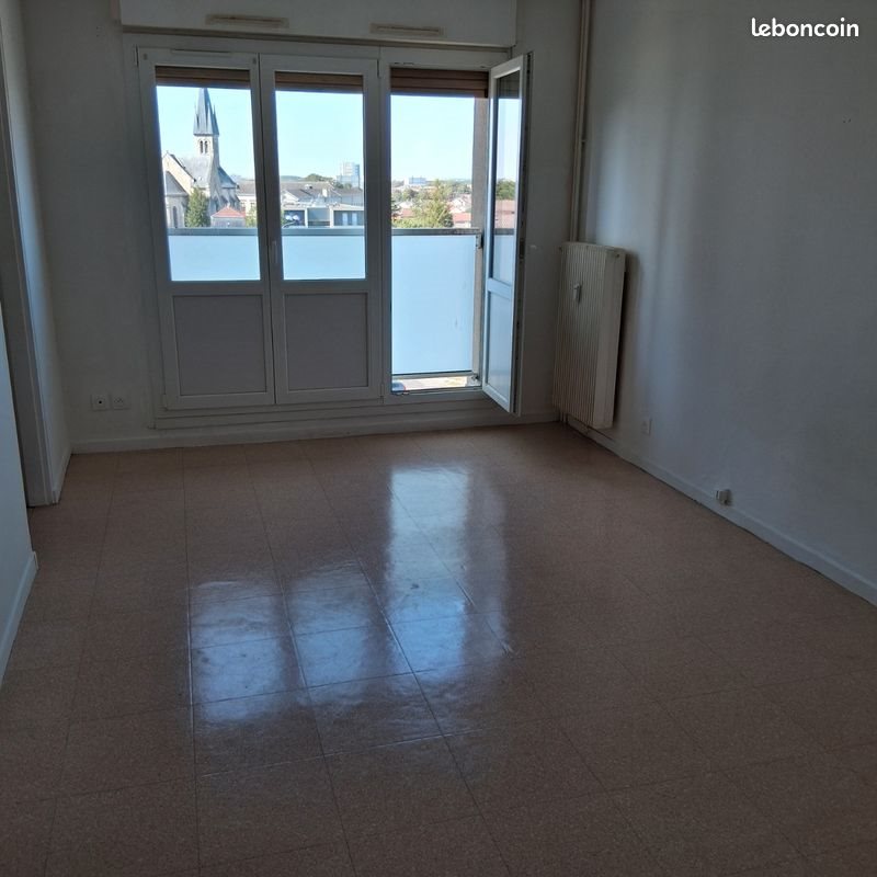 Appartement à louer, 27m², Saint-Memmie