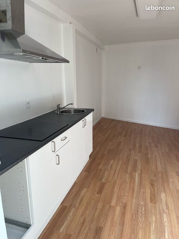 Maison à louer, 28m², Sainte-Geneviève-des-Bois
