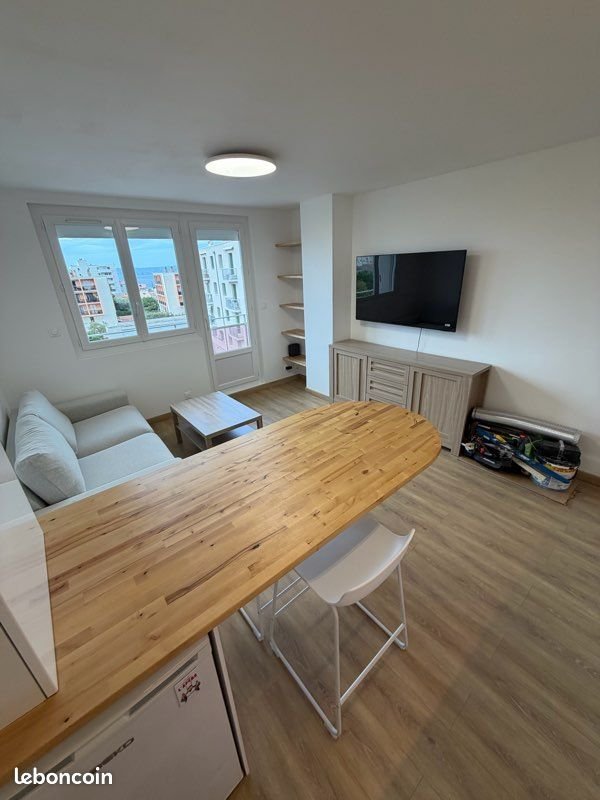 Appartement à louer, 35m², Marseille 8ème