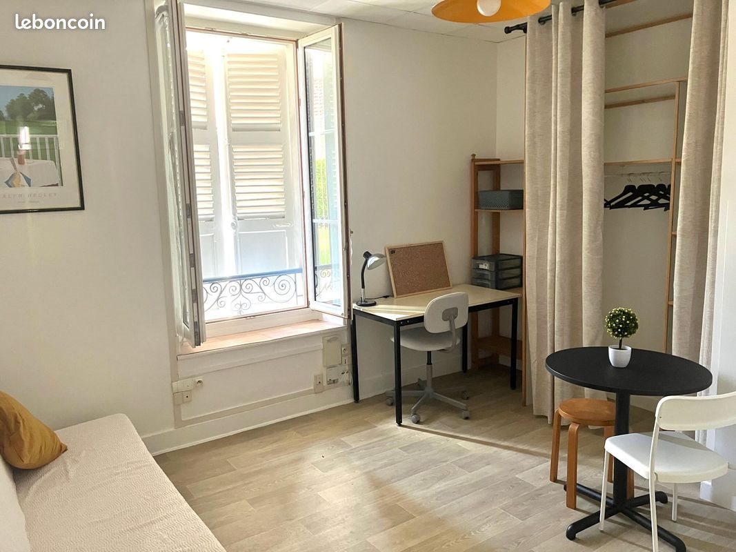 Appartement à louer, 18m², Pau