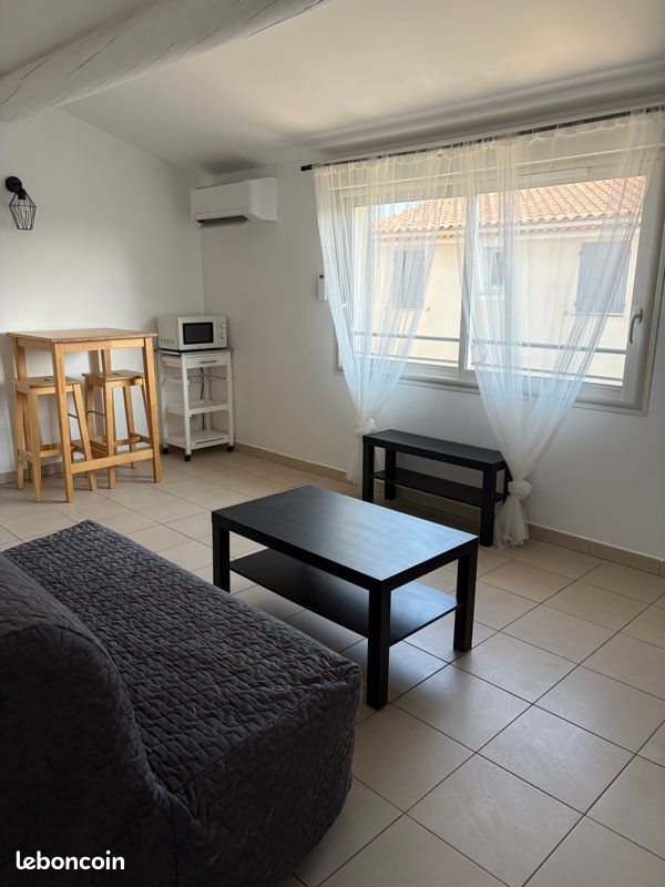 Appartement à louer, 25m², Oppède