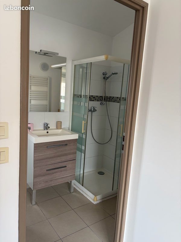 Appartement à louer, 25m², Oppède
