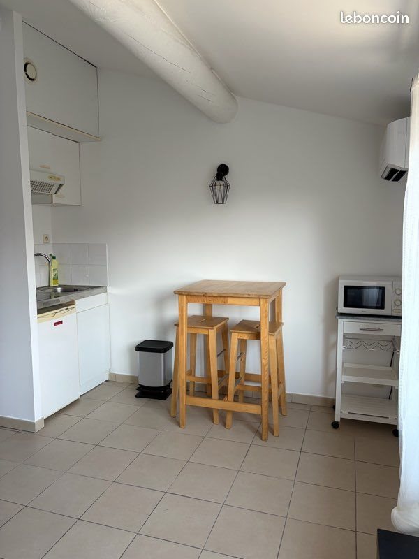 Appartement à louer, 25m², Oppède