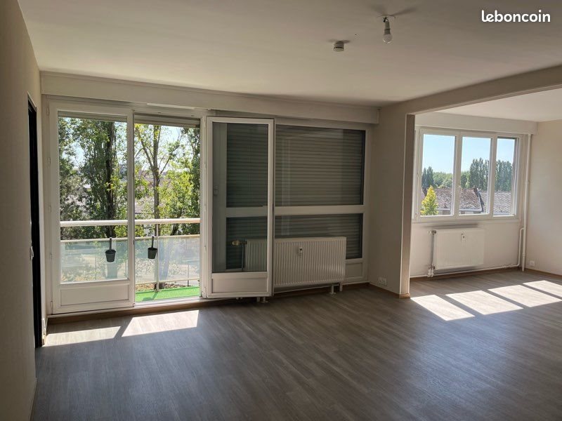 Appartement à louer, 85m², Marly