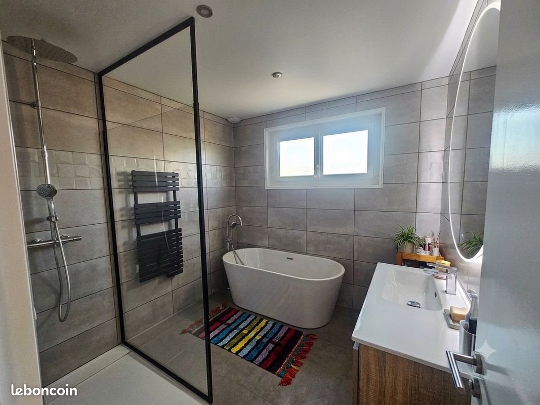 Maison à vendre, 180m², Montbrison
