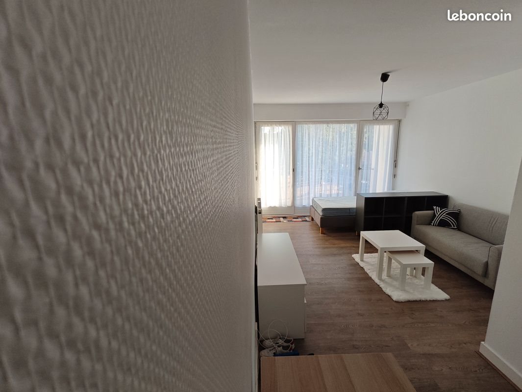 Appartement à louer, 33m², Saint-Jean-de-la-Ruelle