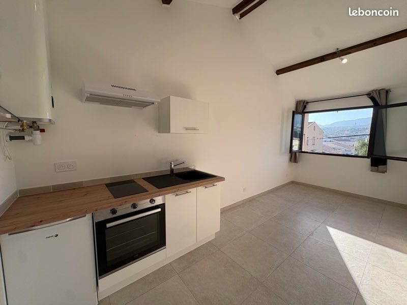 Appartement à louer, 25m², L'Île-Rousse