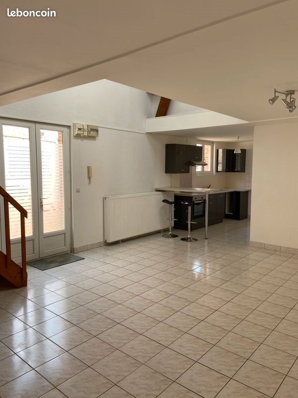 Maison à louer, 80m², Bray-sur-Somme
