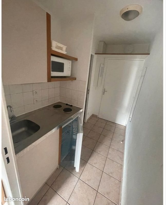 Appartement à louer, 18m², Saint-Étienne
