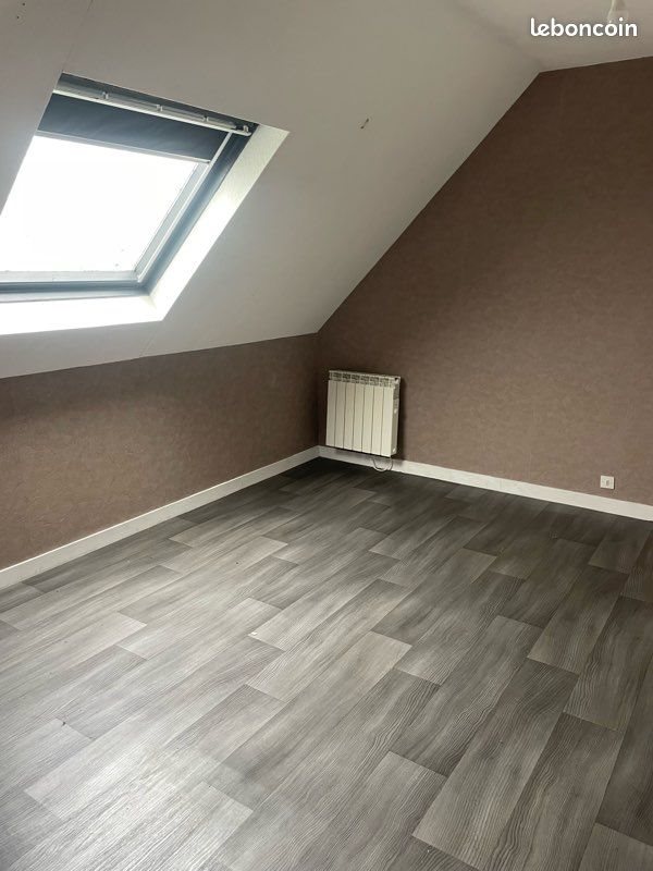 Maison à louer, 90m², Spézet