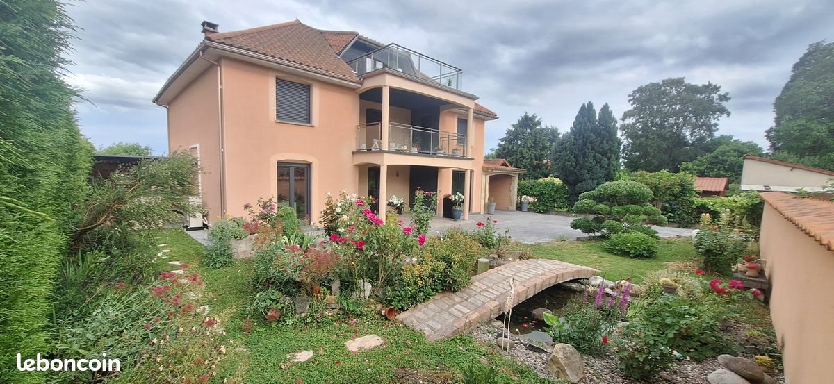 Maison à vendre, 188m², Ménétrol