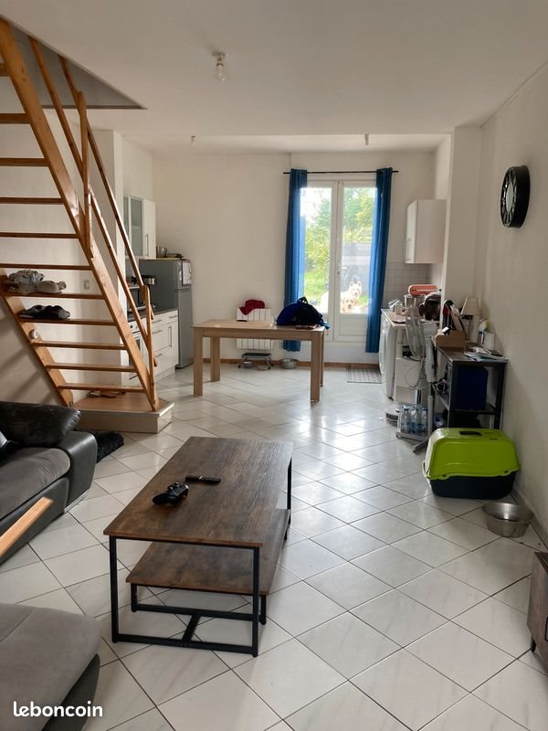 Maison à louer, 70m², Hornoy-le-Bourg