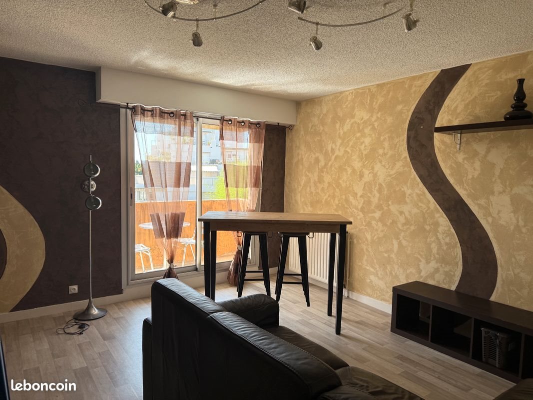 Appartement à louer, 41m², Pau