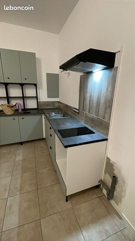 Appartement à louer, 60m², Servian