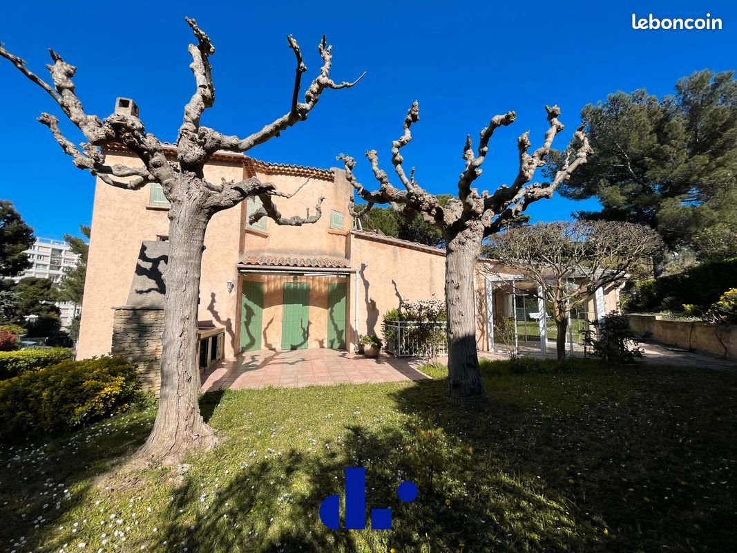 Maison à vendre, 260m², Marseille 9ème