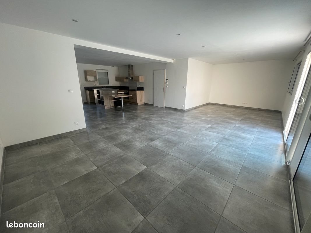 Maison à louer, 145m², Cognac