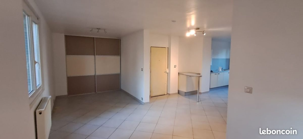 Appartement à louer, 57m², Décines-Charpieu