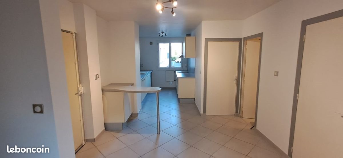 Appartement à louer, 57m², Décines-Charpieu