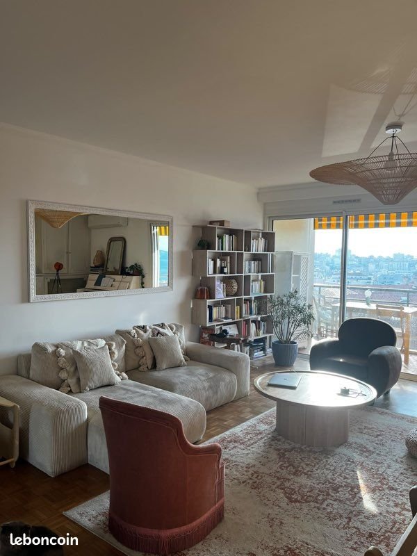 Appartement à louer, 81m², Marseille 7ème