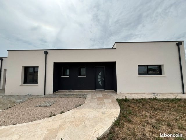 Maison à louer, 135m², Mer