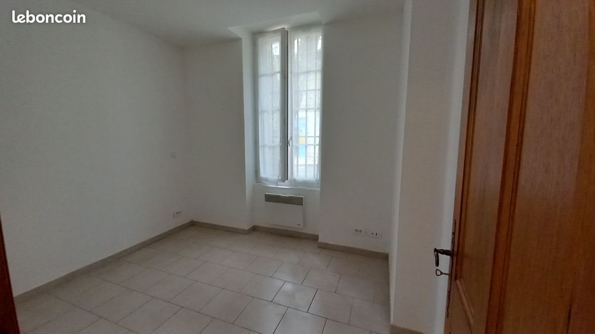Appartement à louer, 45m², Pertuis
