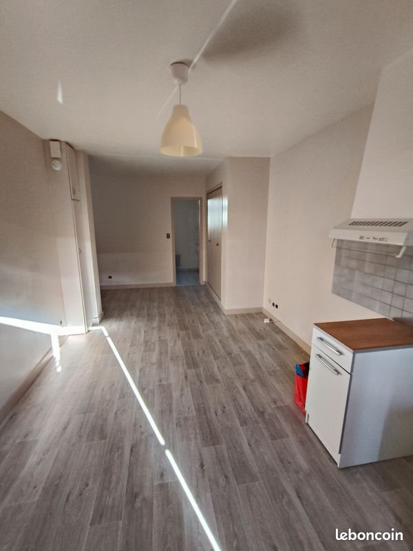 Appartement à louer, 25m², Clermont-Ferrand