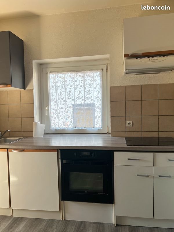 Appartement à louer, 84m², Hombourg-Haut