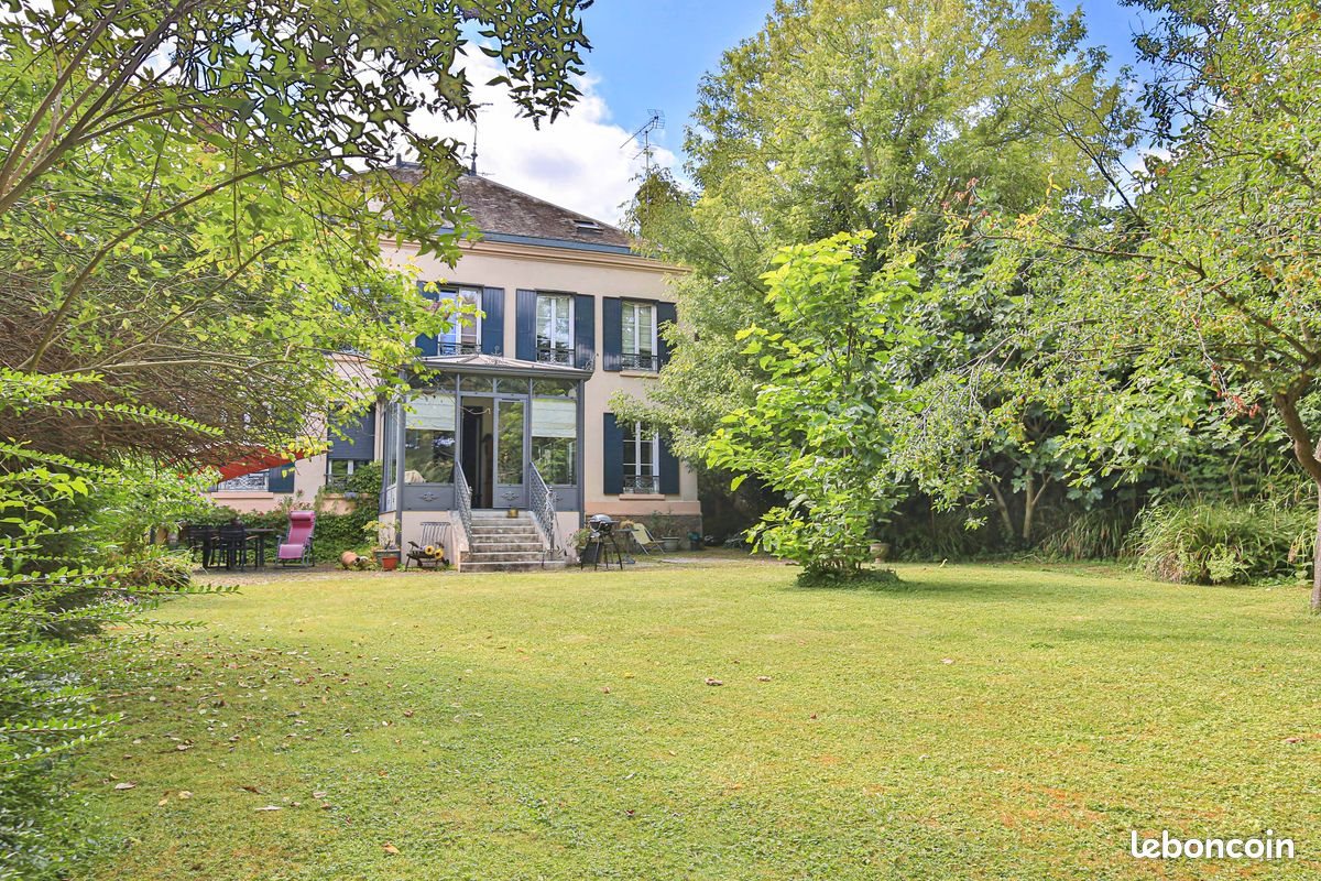 Maison à vendre, 330m², Serris