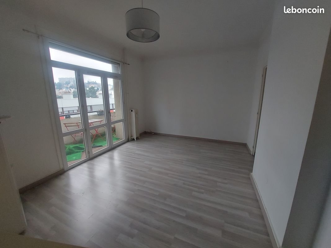 Appartement à louer, 57m², Saint-Étienne