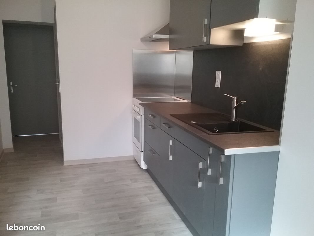 Appartement à louer, 30m², Espalion