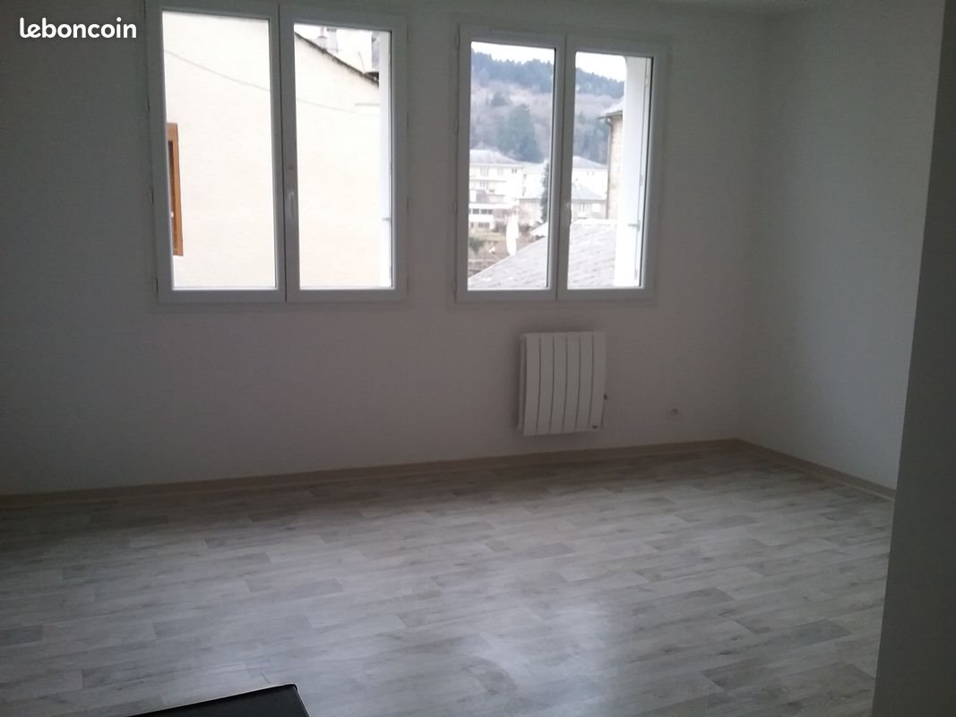 Appartement à louer, 30m², Espalion