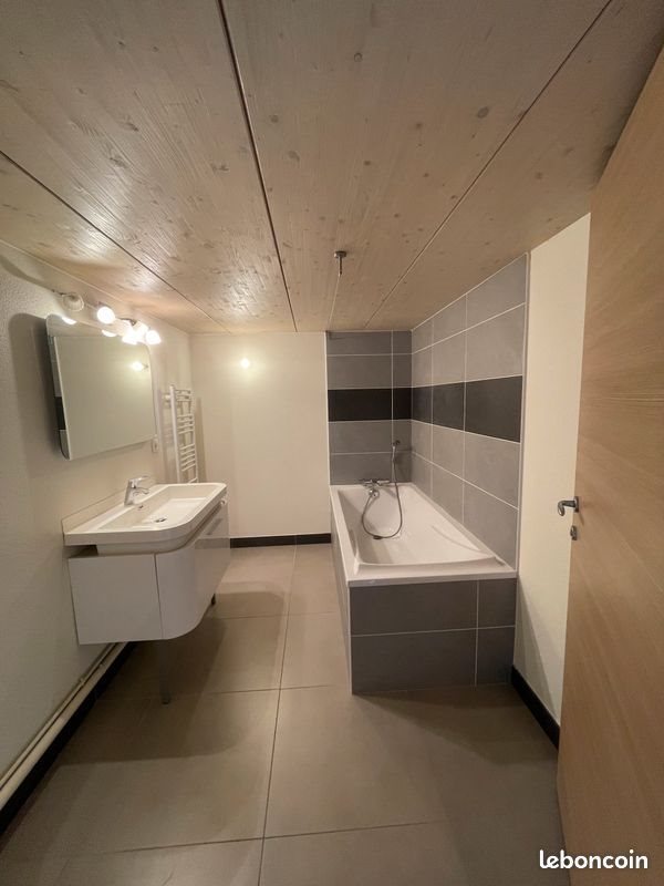 Appartement à louer, 74m², Grenoble