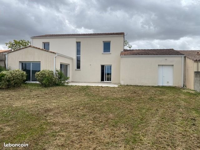 Maison à vendre, 148m², Saint-Pierre-d'Amilly