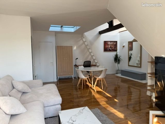 Appartement à louer, 38m², Paris 8ème