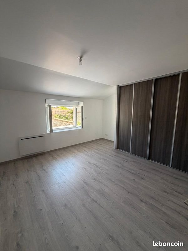 Maison à louer, 80m², Baignes-Sainte-Radegonde
