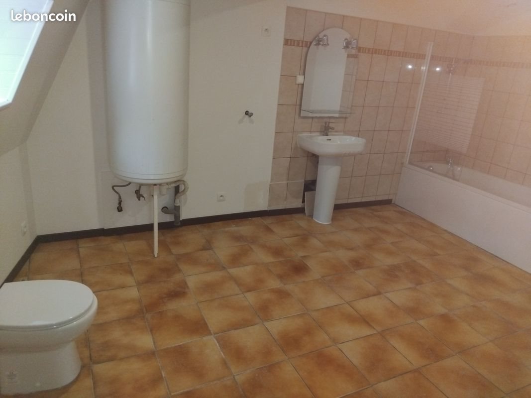 Appartement à louer, 90m², Maroilles