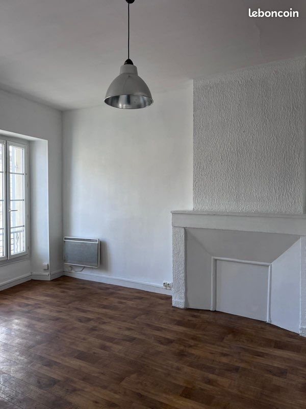 Appartement à louer, 35m², Branne