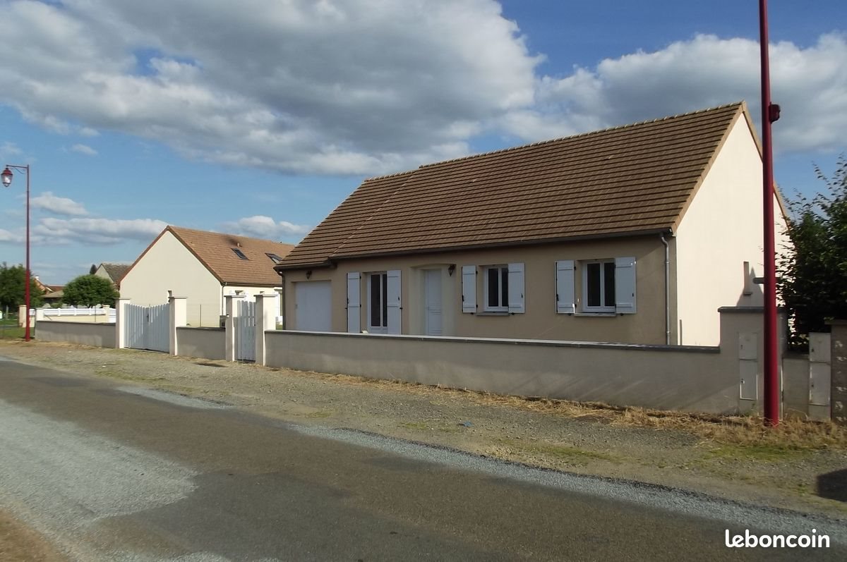 Maison à vendre, 86m², Saint-Célerin