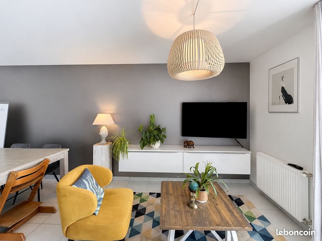 Appartement à louer, 93m², Viry