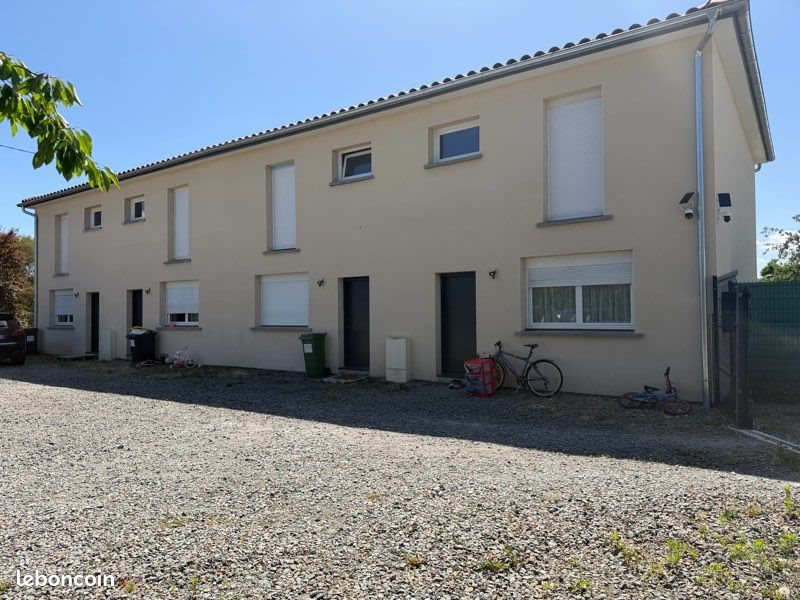 Maison à louer, 90m², Civens