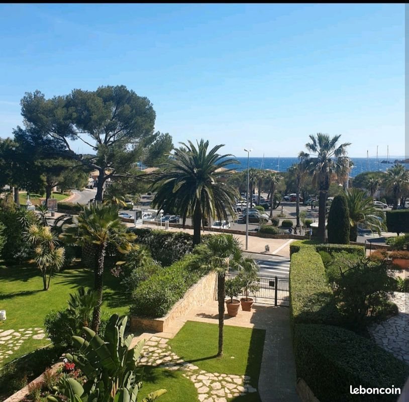 Appartement à louer, 30m², Saint-Raphaël
