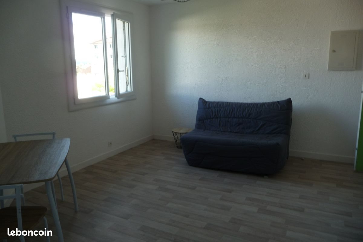 Appartement à louer, 20m², Aurillac