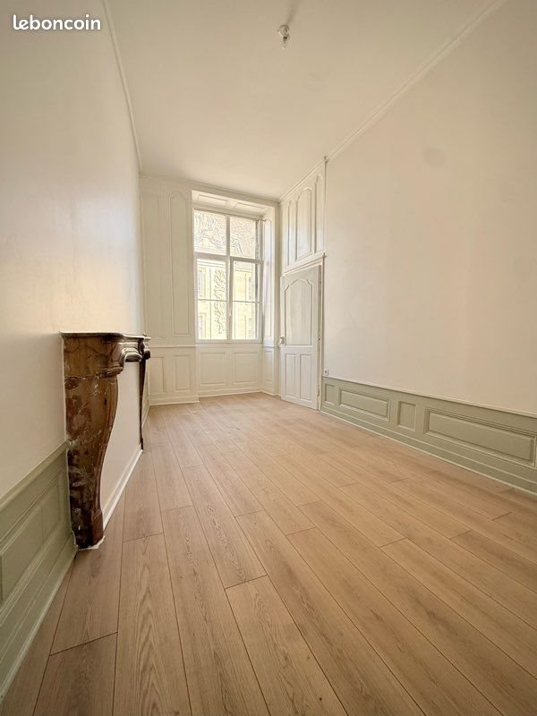 Appartement à louer, 119m², Dole