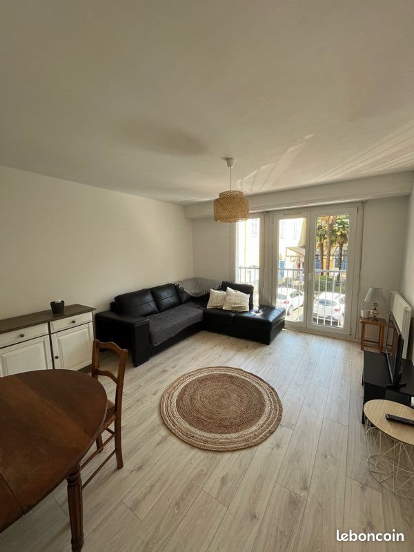 Appartement à louer, 60m², Pau