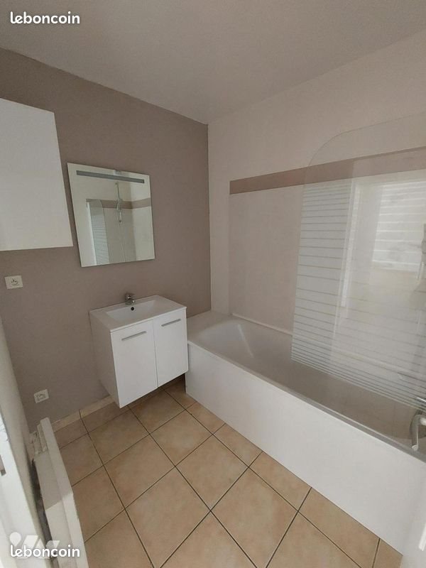 Appartement à louer, 60m², Eysines