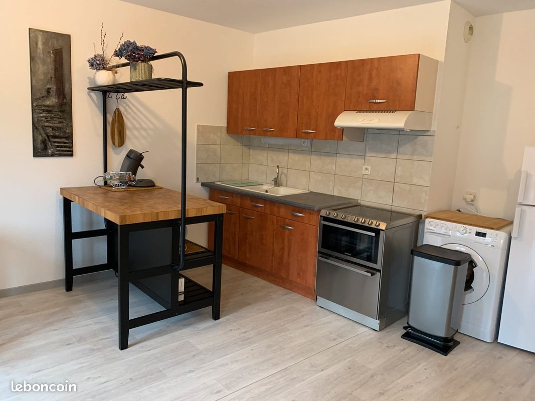 Appartement à louer, 40m², Châtel-Guyon