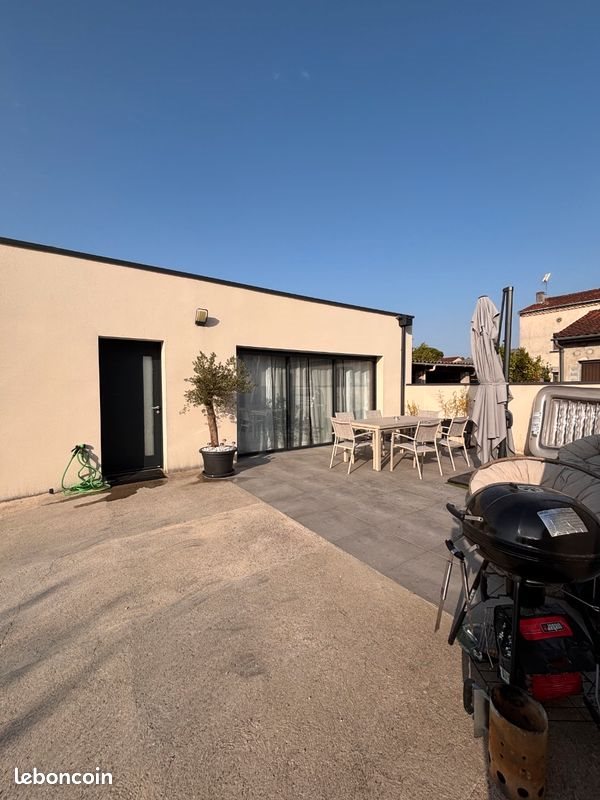 Maison à louer, 67m², Saint-Juéry