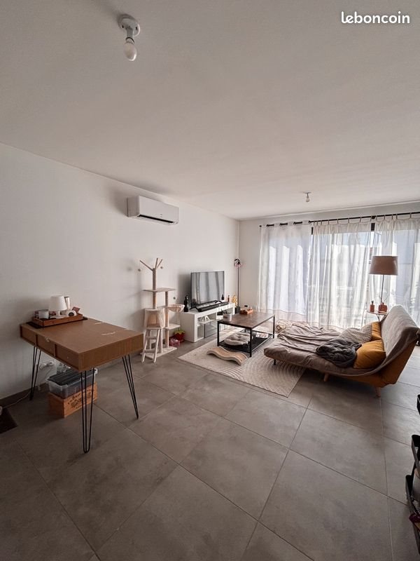 Maison à louer, 67m², Saint-Juéry