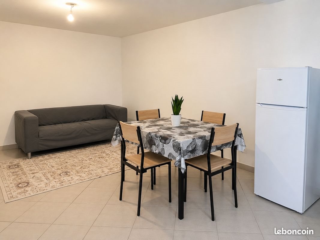 Appartement à louer, 48m², Navenne